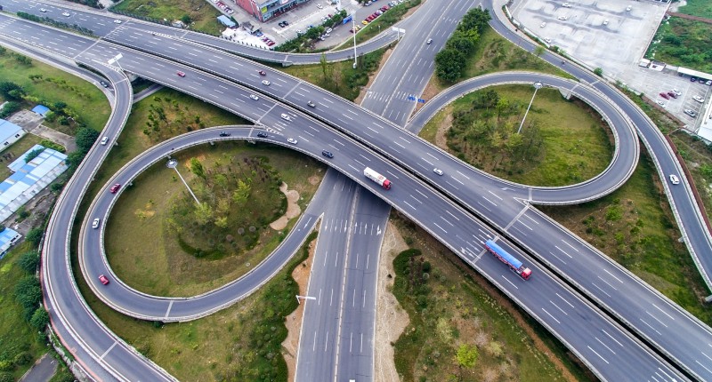 �����ж���·��Ŀ