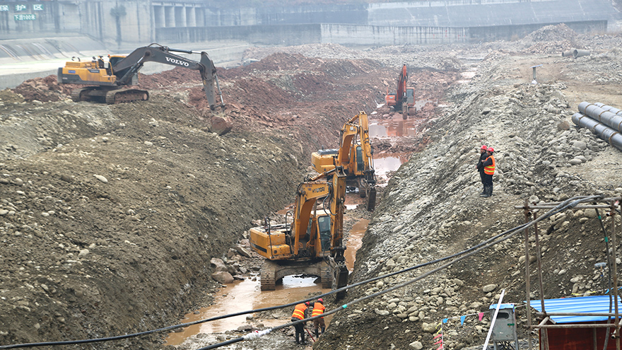 �ڶ�ˮ��ȡˮ��Ǩ�㹤��7