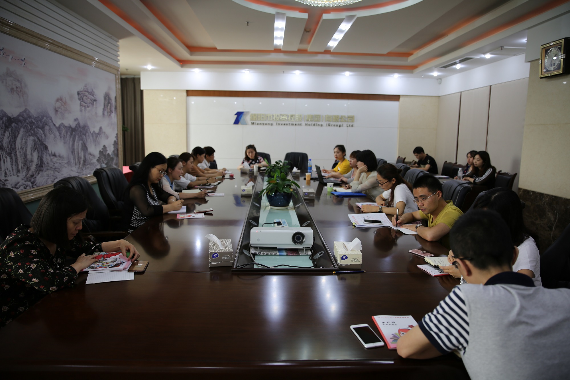 �߽����� ǿ����ѵ ������������BB���ӡ�(china)���޹�˾����������֯�ٿ������ʵ����ա����ἰӪҵ��ѵ��