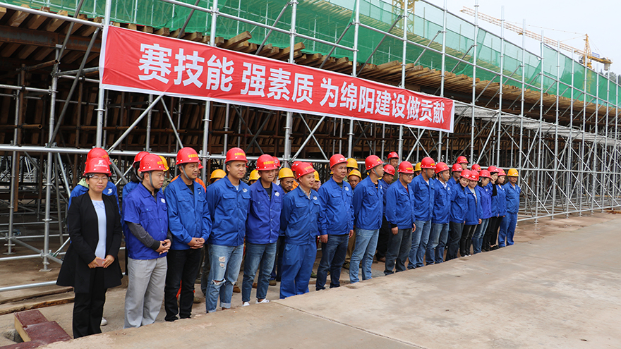 04һ��·�϶ζ������Ͷ�����