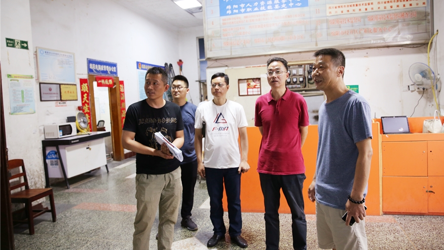 4D4A5704_����