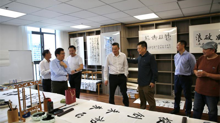 ���ܼ����ֻ���ȤС��