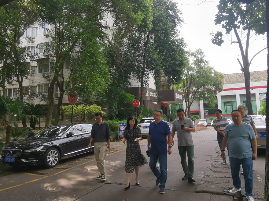 ���ŵ�ίίԱ������˾���ߵ����Ӽ���ʲ���˾ͳ���ʲ�_����