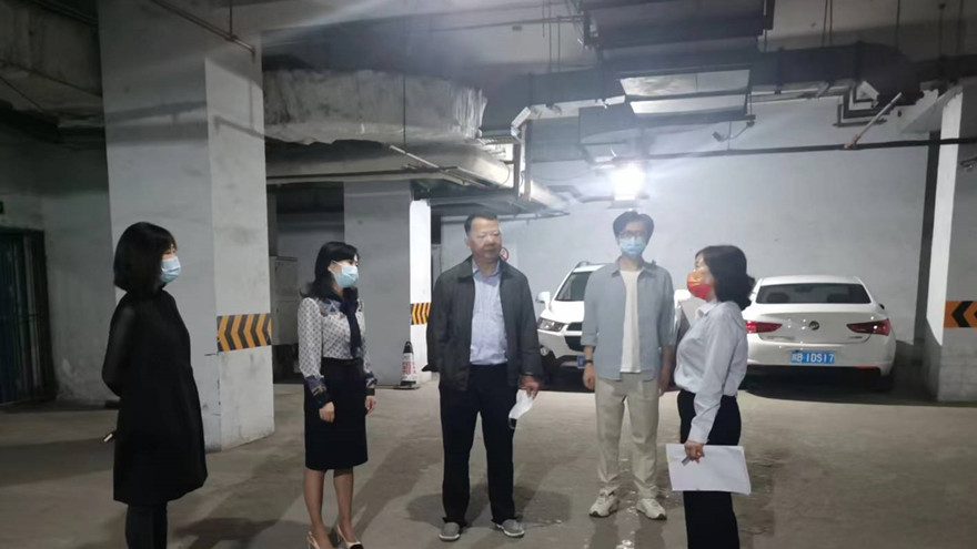 ���ŵ�ίίԱ������˾�����δ��Ӷ����ʲ���˾��ҵ����