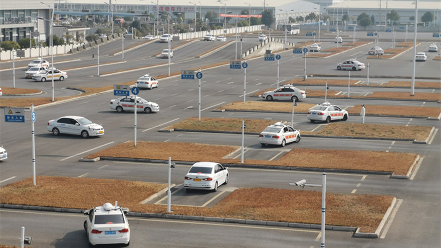 ���һ�Ƴ�ѵ��æ